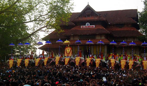 kudamattom-at-thrissur-pooram