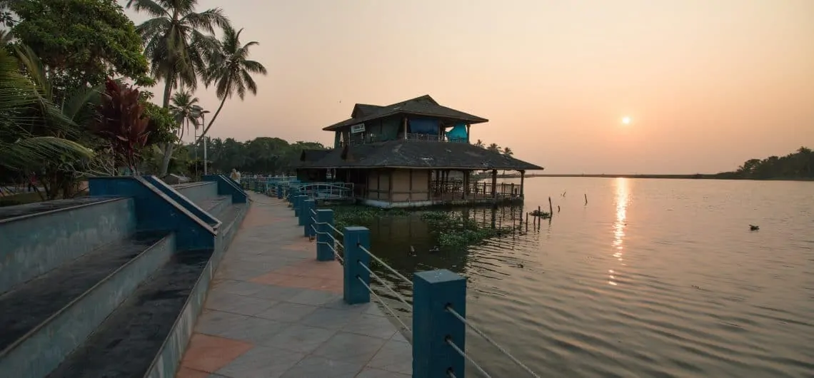 Lake side tourist village