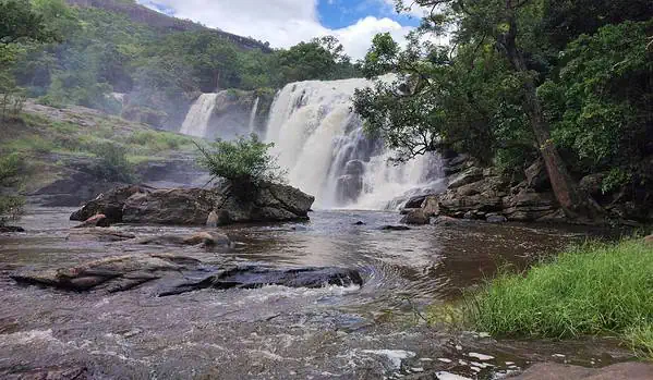 Kanthalloor Thoovanam Waterfalls