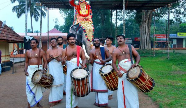 Kaduthuruthy Mahadeva Temple: Trio Shrine Legend 4 shiveli-at-kaduthuruthy-mahadeva-temple